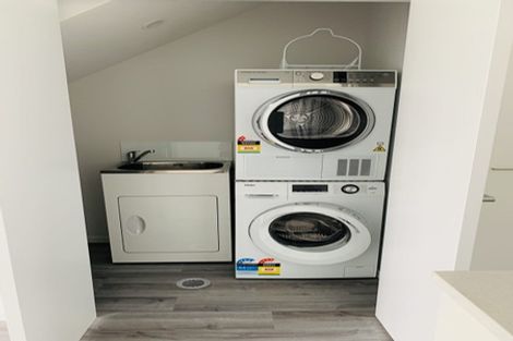 Photo of property in 48 Tahuhu Road, Mount Wellington, Auckland, 1062