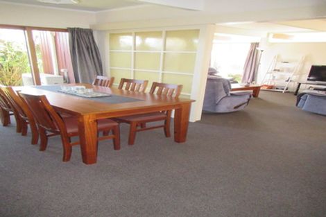 Photo of property in 16 Montana Road, Totara Park, Upper Hutt, 5018