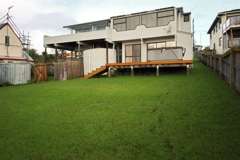 Photo of property in 1022 Whangaparaoa Road, Tindalls Beach, Whangaparaoa, 0930