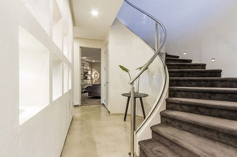 Photo of property in 39 Kitchener Road, Takapuna, Auckland, 0620