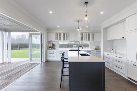 Photo of property in 4 Sunline Drive, Leamington, Cambridge, 3432