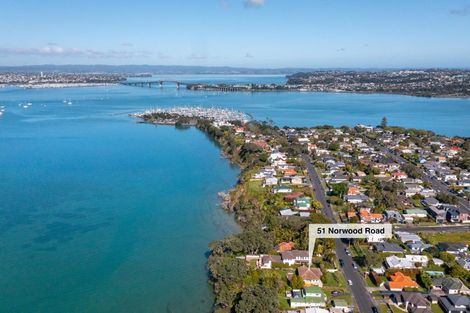 Photo of property in 51 Norwood Road, Bayswater, Auckland, 0622