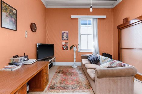 Photo of property in 137 Carlyle Street, Napier South, Napier, 4110