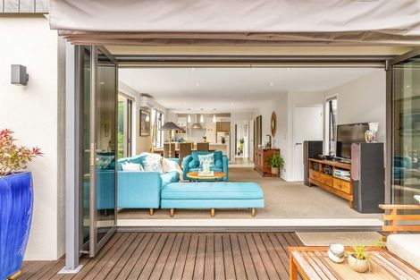 Photo of property in 16a Wharf Road, Te Atatu Peninsula, Auckland, 0610