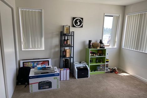 Photo of property in 58 Golden Morning Drive, Albany Heights, Auckland, 0632