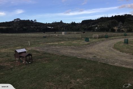 Photo of property in 245a Muriwai Valley Road, Muriwai, Waimauku, 0881