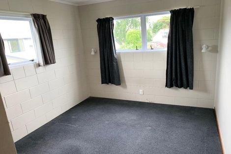 Photo of property in 228 Old Farm Road, Hamilton East, Hamilton, 3216