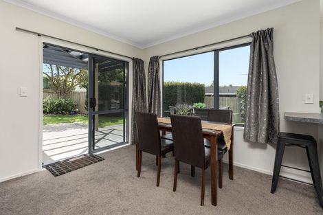 Photo of property in 49 Fairview Place, Te Puke, 3119