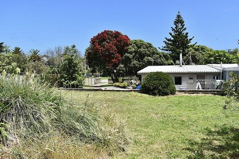 Photo of property in 56 Rodney Avenue, Te Horo Beach, Otaki, 5581