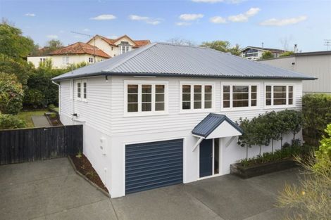 Photo of property in 1/19 Wolsley Avenue, Milford, Auckland, 0620