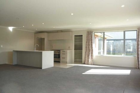 Photo of property in 73 Mcmahon Drive, Aidanfield, Christchurch, 8025