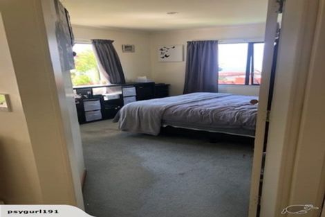 Photo of property in 26 Ashton Fitchett Drive, Brooklyn, Wellington, 6021