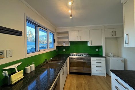 Photo of property in 74 Peacockes Road, Fitzroy, Hamilton, 3206