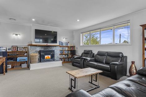 Photo of property in 30 Ashgrove Street, Rangiora, 7400