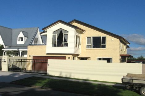 Photo of property in 52 Takutai Avenue, Half Moon Bay, Auckland, 2012