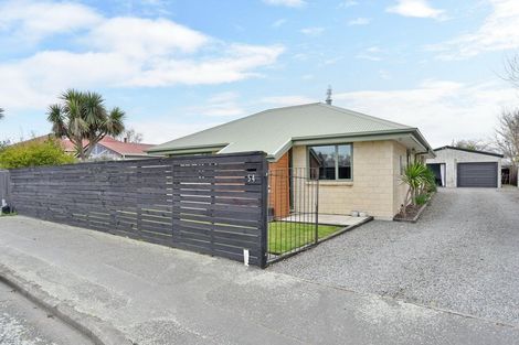 Photo of property in 54 Bush Street, Rangiora, 7400