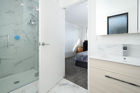 Photo of property in 11/59 Neil Avenue, Te Atatu Peninsula, Auckland, 0610