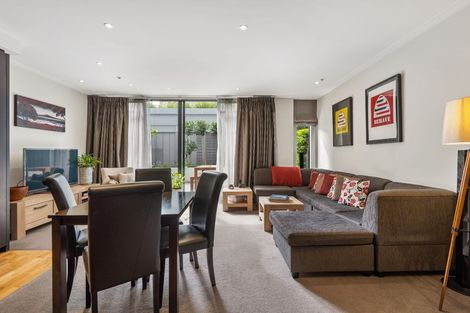 Photo of property in Cooks Apartments, Gg/24 James Cook Crescent, Remuera, Auckland, 1050