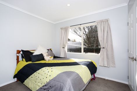 Photo of property in 12 Prado Drive, Pukekohe, 2120