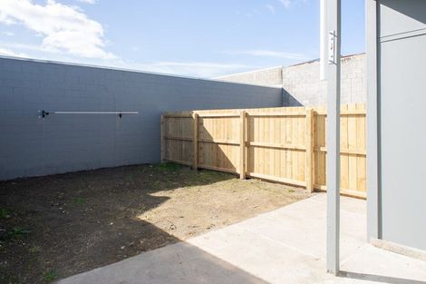 Photo of property in 33 Reid Road, South Dunedin, Dunedin, 9012