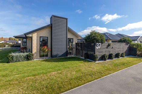 Photo of property in 37 Te Korari Street, Marshland, Christchurch, 8083