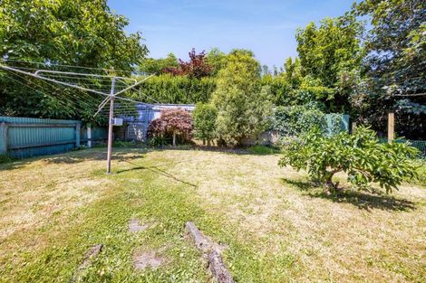 Photo of property in 44 Gilbert Street, New Plymouth, 4310