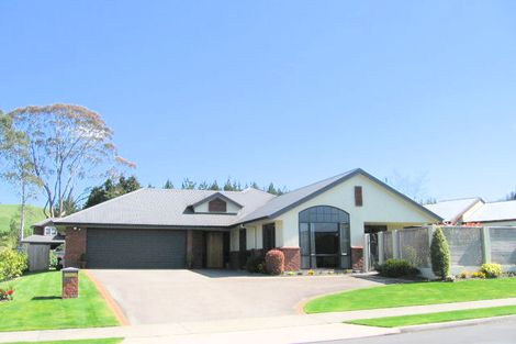 Photo of property in 19 Caulfield Place, Pukehangi, Rotorua, 3015