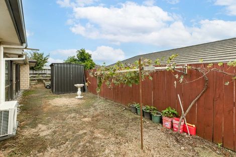 Photo of property in 12 Te Ironui Place, Huntington, Hamilton, 3210