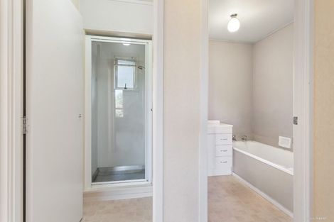 Photo of property in 9 Elmira Place, Browns Bay, Auckland, 0630