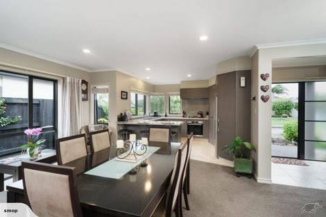 Photo of property in 18 Ohope Place, Papamoa Beach, Papamoa, 3118