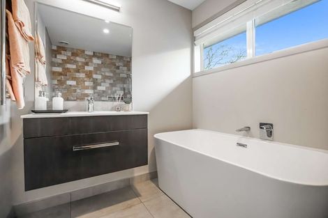 Photo of property in 53 Newell Road, Tamahere, Hamilton, 3283