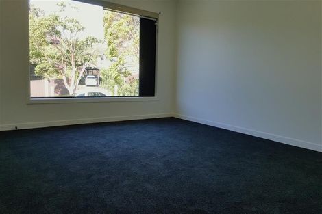 Photo of property in 8 Newport Place, Forrest Hill, Auckland, 0620