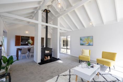 Photo of property in 64 Winara Avenue, Waikanae, 5036