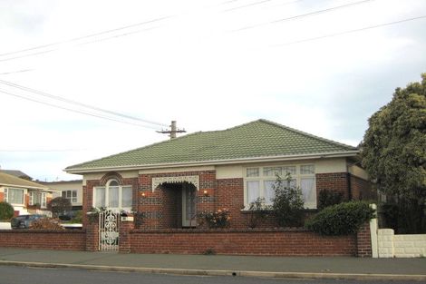 Photo of property in 31 Beach Street, Saint Clair, Dunedin, 9012