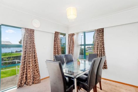 Photo of property in 4 Atuaroa Avenue, Te Puke, 3119