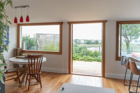 Photo of property in 39 Ngataringa Road, Devonport, Auckland, 0624