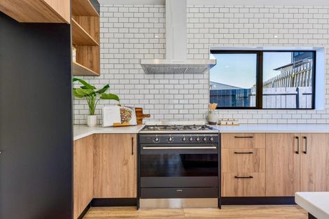 Photo of property in 26 Sari Place, Massey, Auckland, 0614