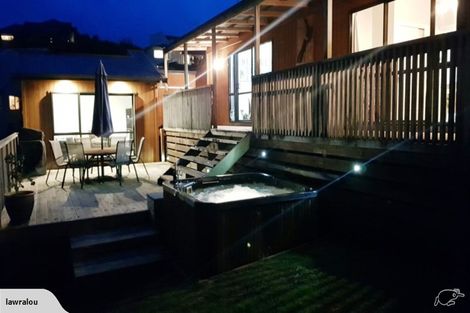 Photo of property in 49 Saunders Close, Whitby, Porirua, 5024