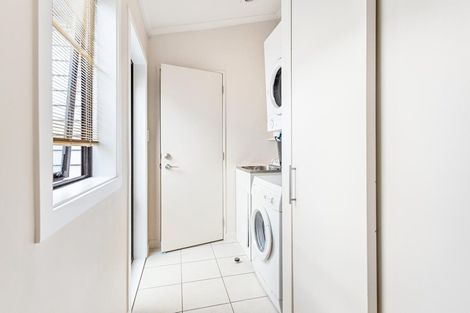 Photo of property in 34 Gunner Drive, Te Atatu Peninsula, Auckland, 0610