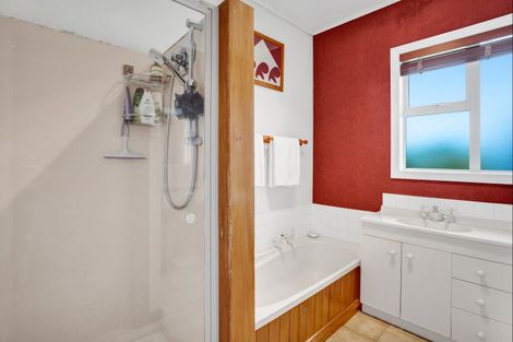 Photo of property in 53 Domett Street, Opunake, 4616