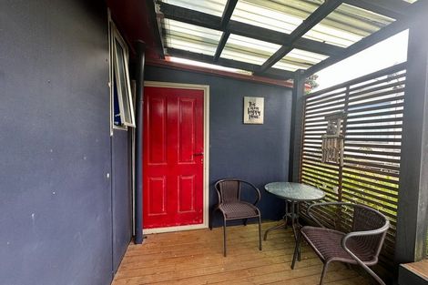 Photo of property in 5 Tokopapa Street, Mokau, 4376