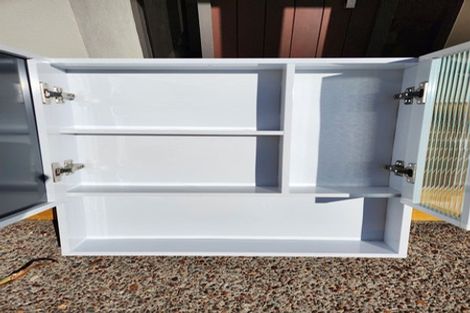 Photo of property in 5 Holgate Avenue, Herald Island, Auckland, 0618