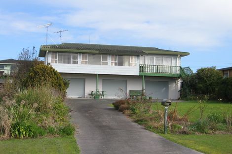 Photo of property in 17 Kawau View Road, Snells Beach, 0920