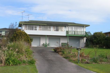 Photo of property in 17 Kawau View Road, Snells Beach, 0920