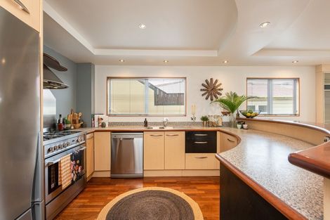 Photo of property in 12a Hinau Road, Hataitai, Wellington, 6021
