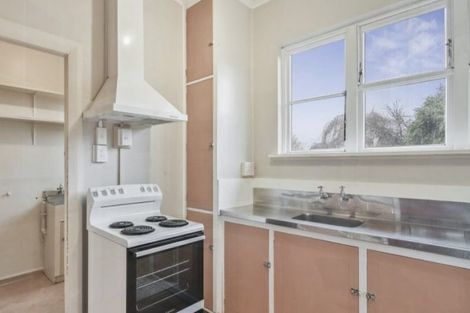 Photo of property in 13 Huia Street, Riccarton, Christchurch, 8041