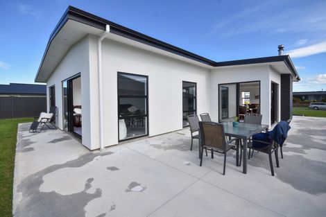 Photo of property in 6 Anderton Crescent, Mosgiel, 9024