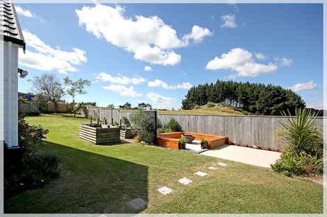 Photo of property in 14 Brown Street, Foxton, 4814