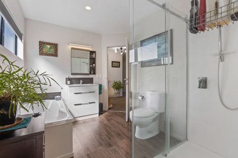 Photo of property in 399 Tukapa Street, Hurdon, New Plymouth, 4310