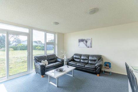 Photo of property in 23 Rangitane Street, Maupuia, Wellington, 6022